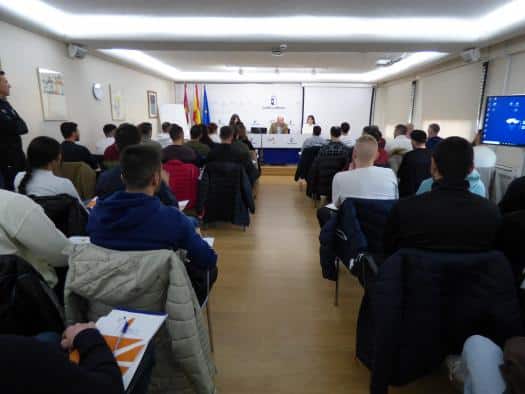 68 alumnos de cinco provincias de la región participan en el inicio del XXXVI curso de formación inicial para policías locales.