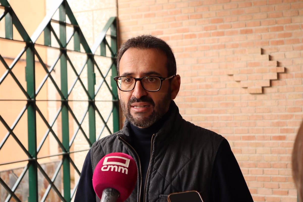 El PSOE en Castilla-La Mancha urge a Feijóo a emular la estabilidad regional impulsada por Page