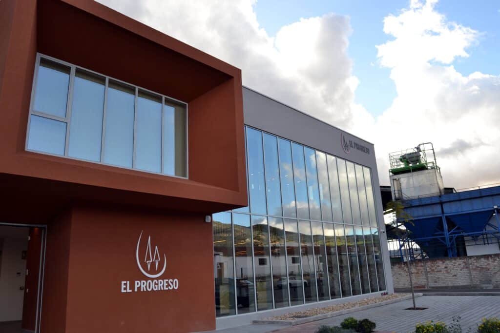 La Almazara de El Progreso supera las previsiones iniciales y espera alcanzar los 9 millones de kilos de aceituna