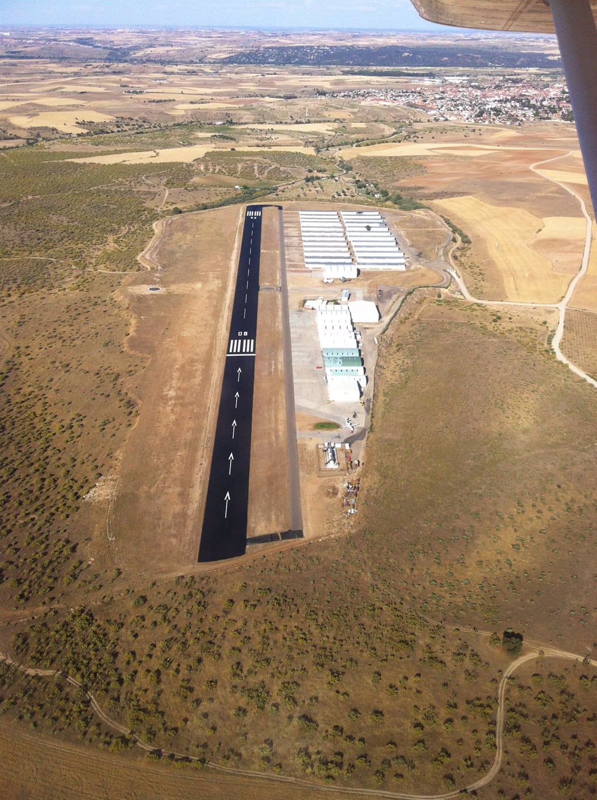 El aeropuerto en Casarrubios generará beneficios para Ciudad Real, según sus impulsores.