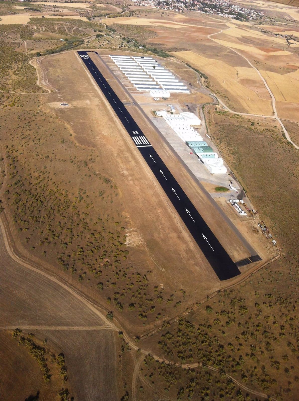 El PSOE niega la incompatibilidad entre los aeropuertos de Ciudad Real y Casarrubios y anima a ampliar las opciones.