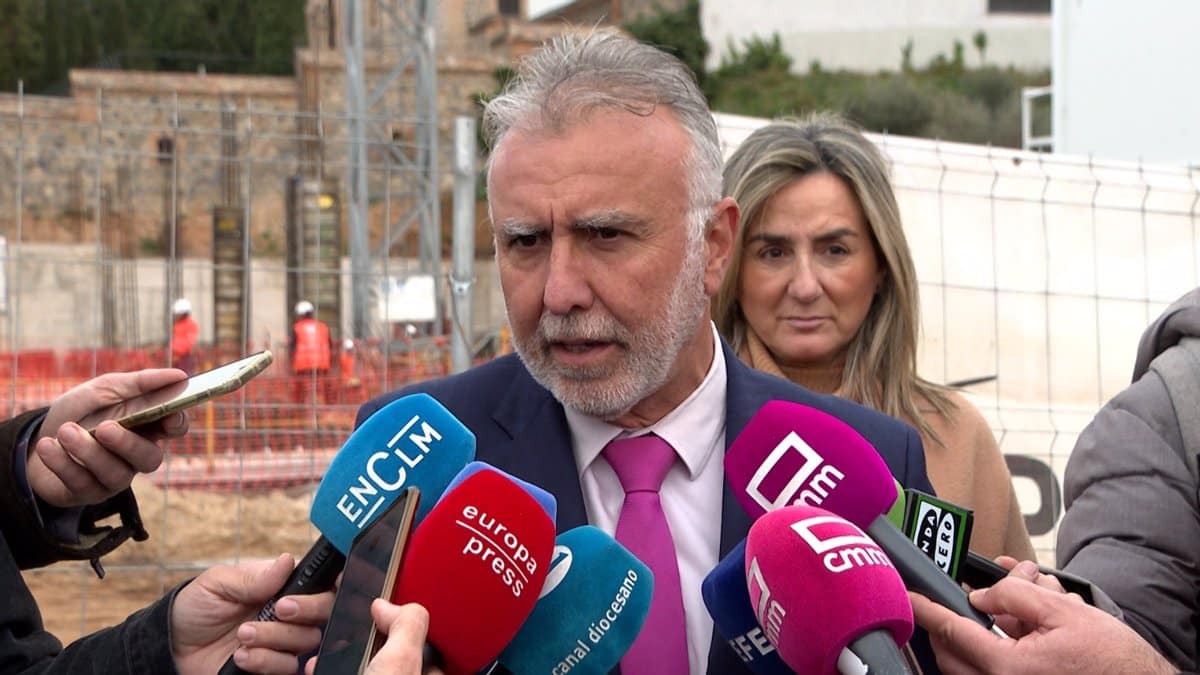 Torres agradece a Sánchez por liderar la Comisión de Migraciones y promete enfrentar el fenómeno migratorio adecuadamente