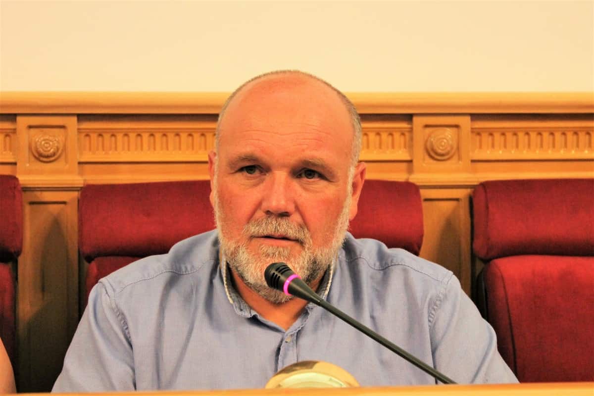 Izquierda Unida advierte de la falta de presupuesto para el traslado del cuartel de la Policía Local y urge a cumplir los pactos de mejora de las condiciones laborales de la plantilla