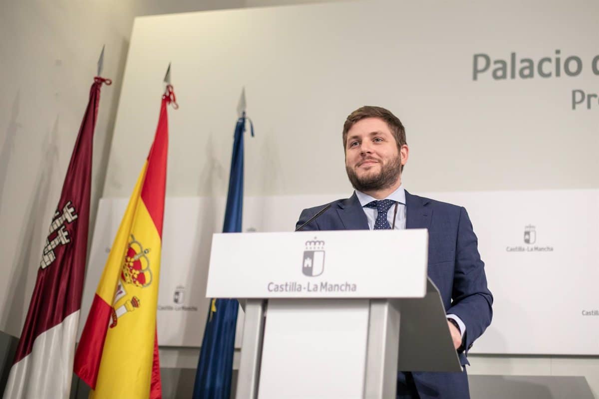 La Junta busca soluciones para la gestión de la terminal de autobuses de Toledo y pide al alcalde colaboración activa