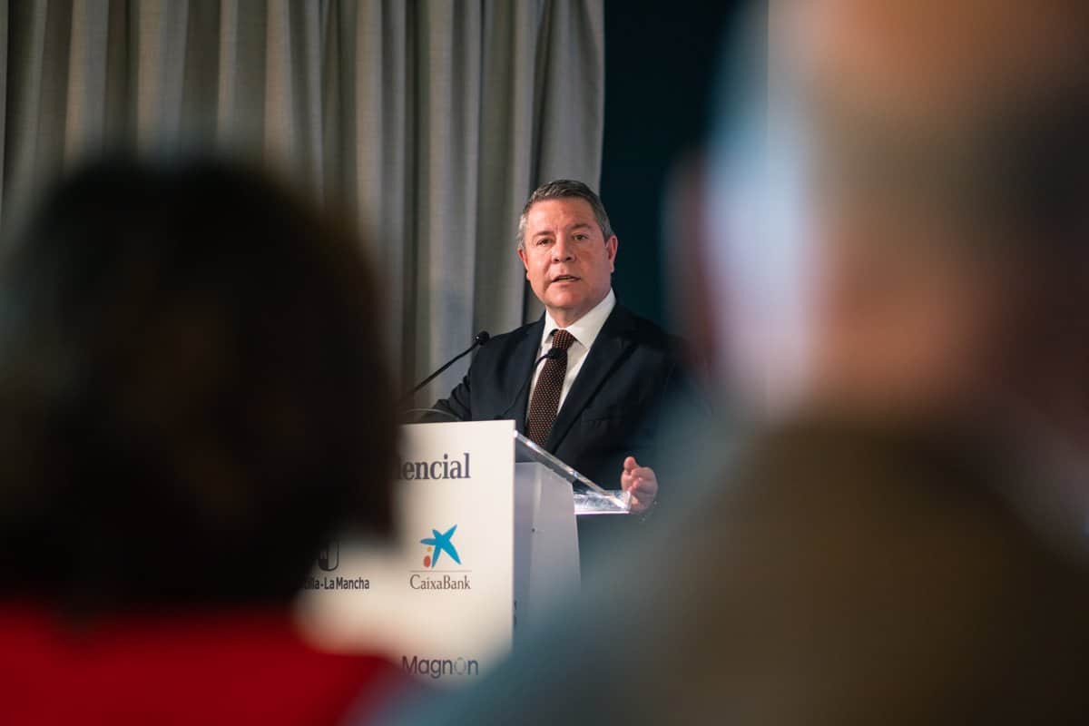 Page anuncia el adelanto del Plan Adelante a marzo y el lanzamiento de la Ley de Inversiones Empresariales Estratégicas a finales de año.