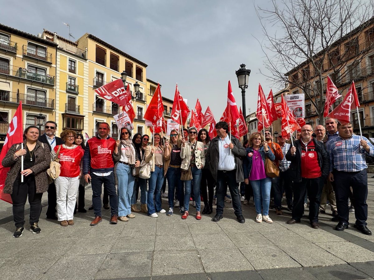 Grande participación sindical: Más de 700 empleados de bancos se unen a la huelga en Castilla-La Mancha