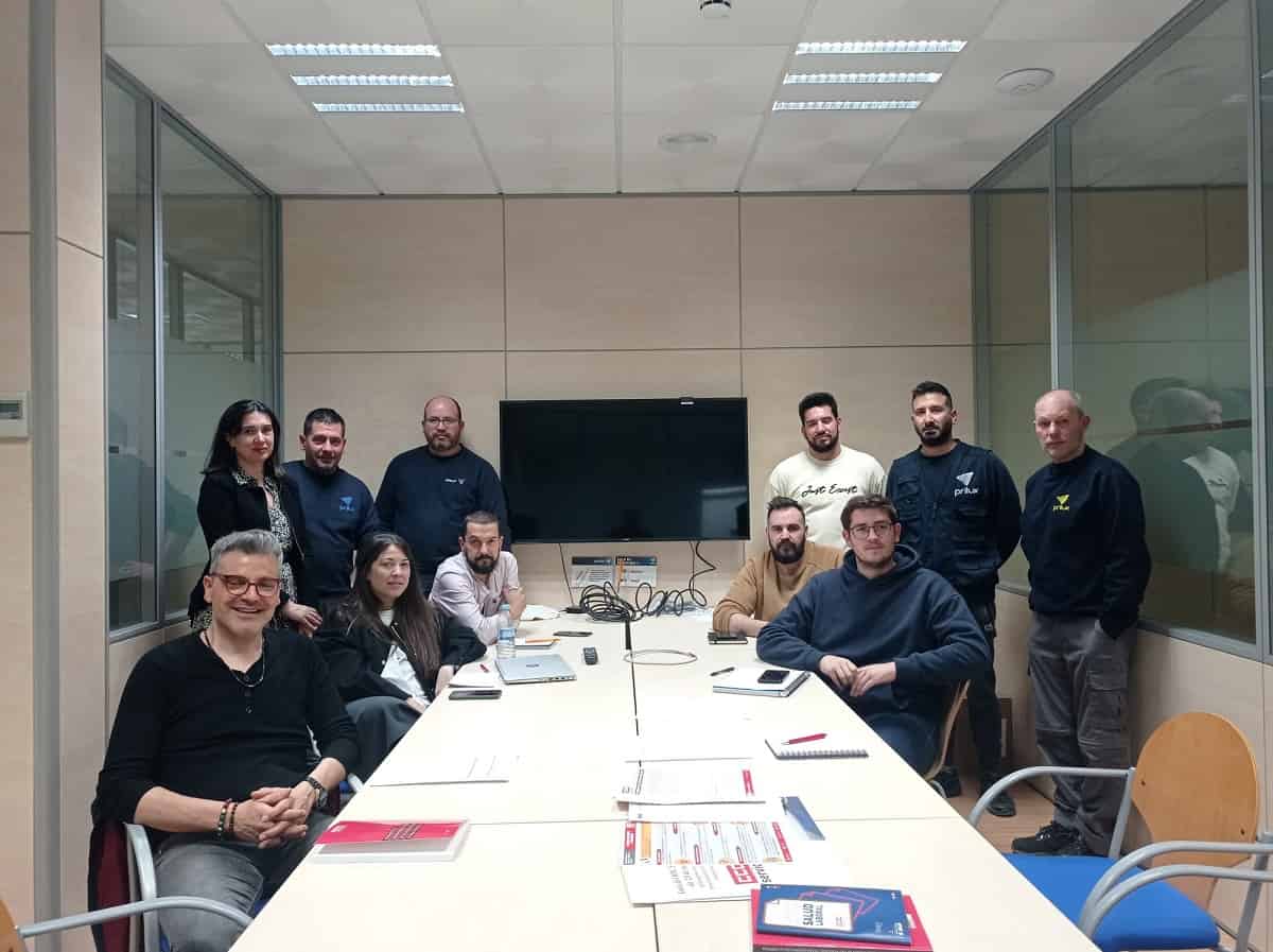La plantilla toledana del grupo de iluminación Prilux confía a CCOO las relaciones laborales