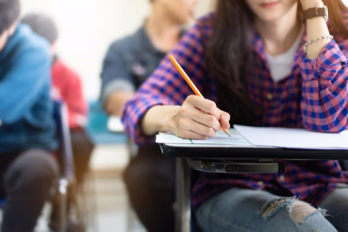 Fecha de convocatoria del examen inicial del concurso-oposición para el Cuerpo de Maestros 2024: 22 de junio.