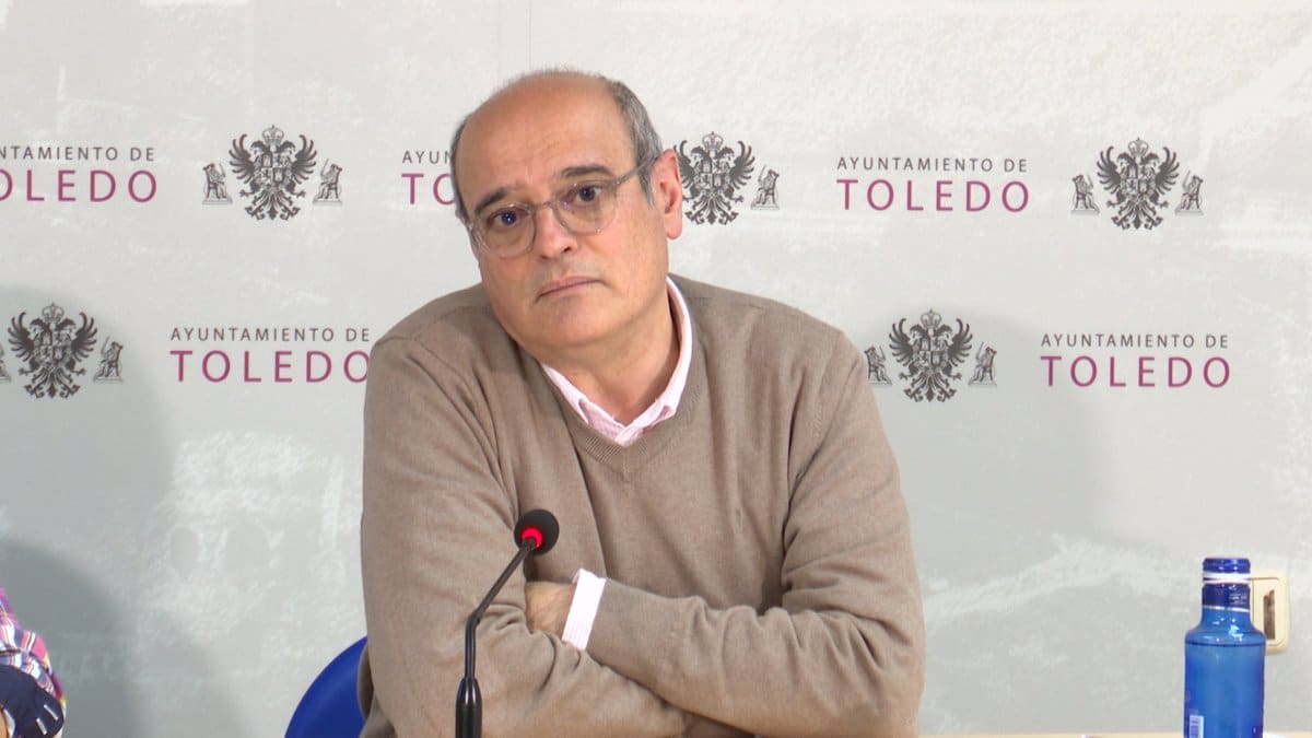 Marín (Vox) acusa a IU de mala fe y asegura que el Mercado Medieval de Toledo tuvo licencia, no contrato.