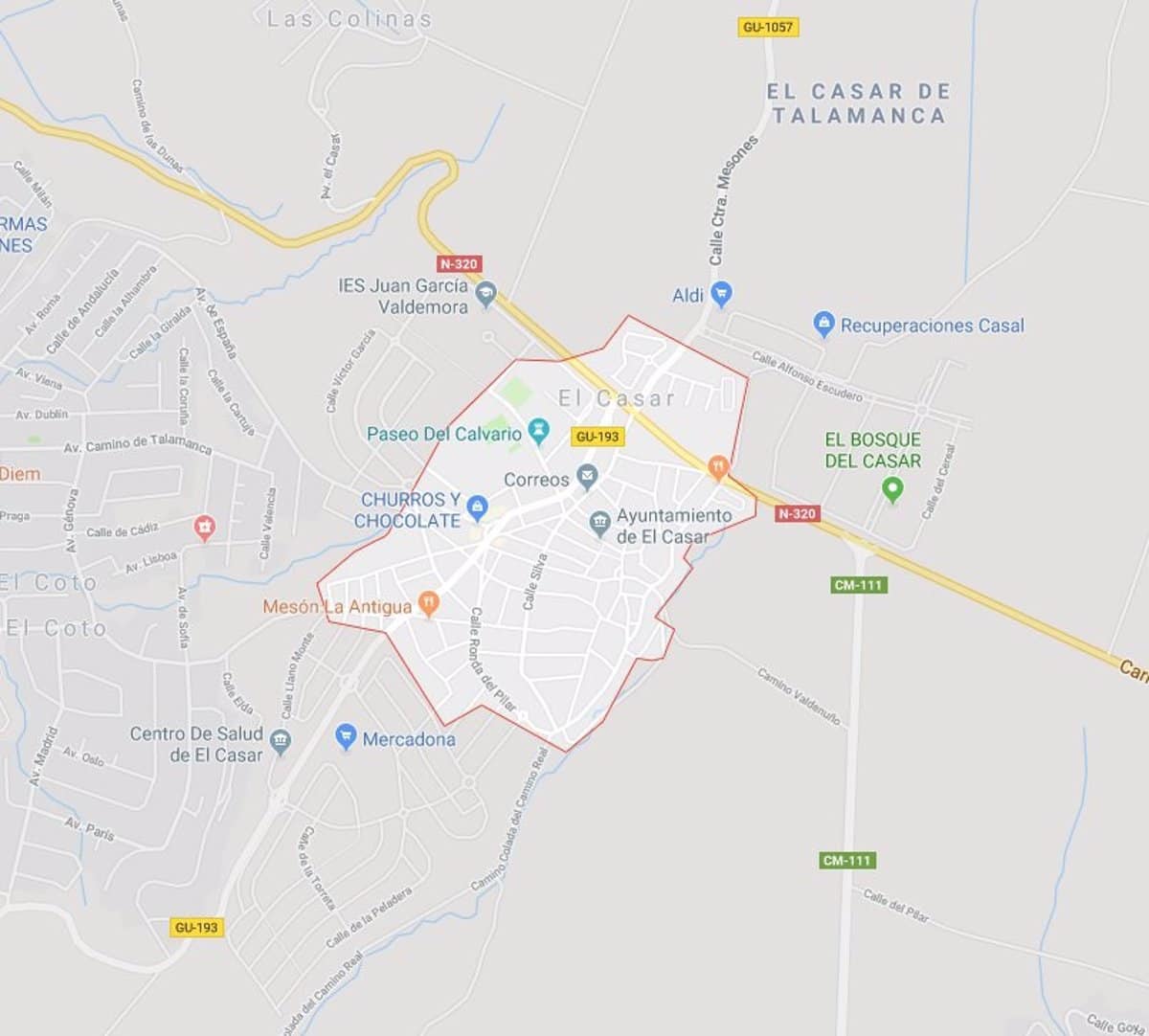 Tres personas resultan heridas tras quedar atrapadas en un accidente de tráfico en El Casar.