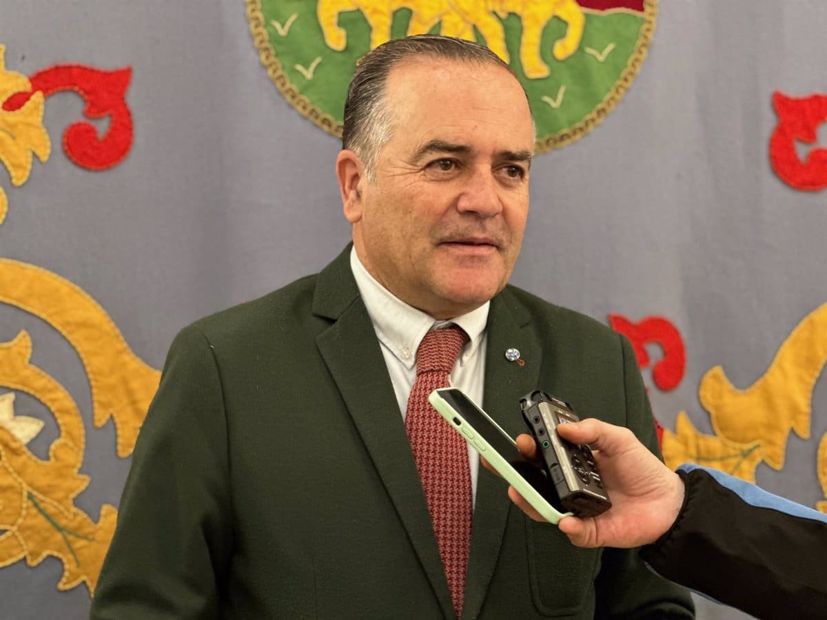 Gregorio confía en una rápida resolución del caso del policía agredido en Talavera de la Reina