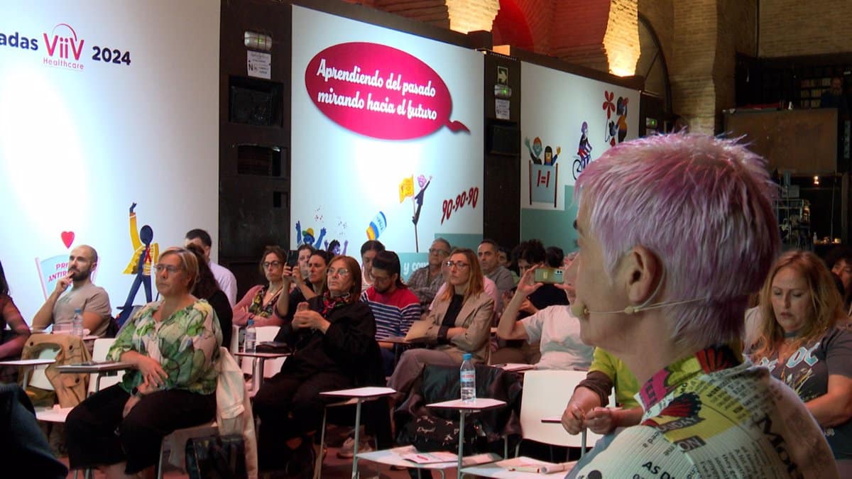 Linares y Marcos abordan los desafíos del VIH y la importancia de la salud mental