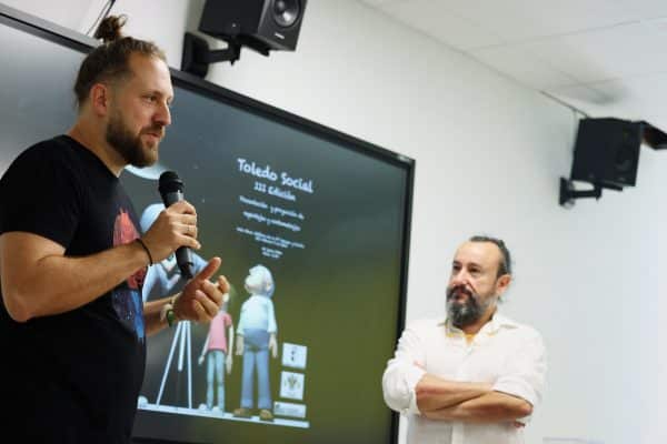 El concejal de Educación destaca la excelencia de los cortometrajes de los estudiantes del Alfonso X El Sabio en el evento Toledo Social