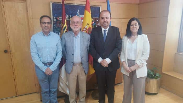 El gobierno regional se informa sobre las actividades de la comunidad evangélica en Castilla-La Mancha