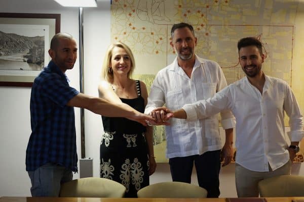 El acuerdo firmado por Cañizares otorga la categoría C1 a los Bomberos: «Un justo reconocimiento a profesionales destacados»