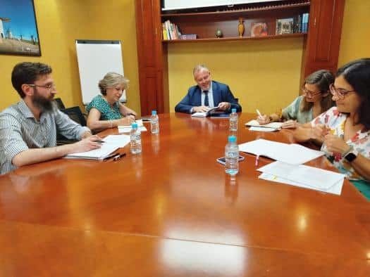 Colaboración entre colegios de Arquitectos e Ingenieros de Caminos en el diseño de entidades para el Gobierno regional