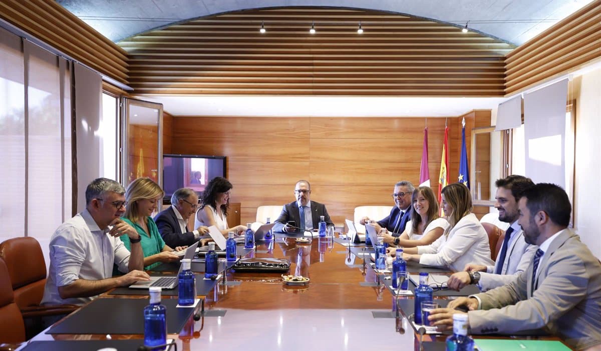 El Pleno de las Cortes de C-LM presentará el Nuevo Estatuto y la Ley de Integridad este Jueves.