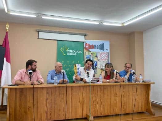 Inversión de 5,7 millones de euros para potenciar la capacitación digital en zonas rurales por parte del Gobierno regional