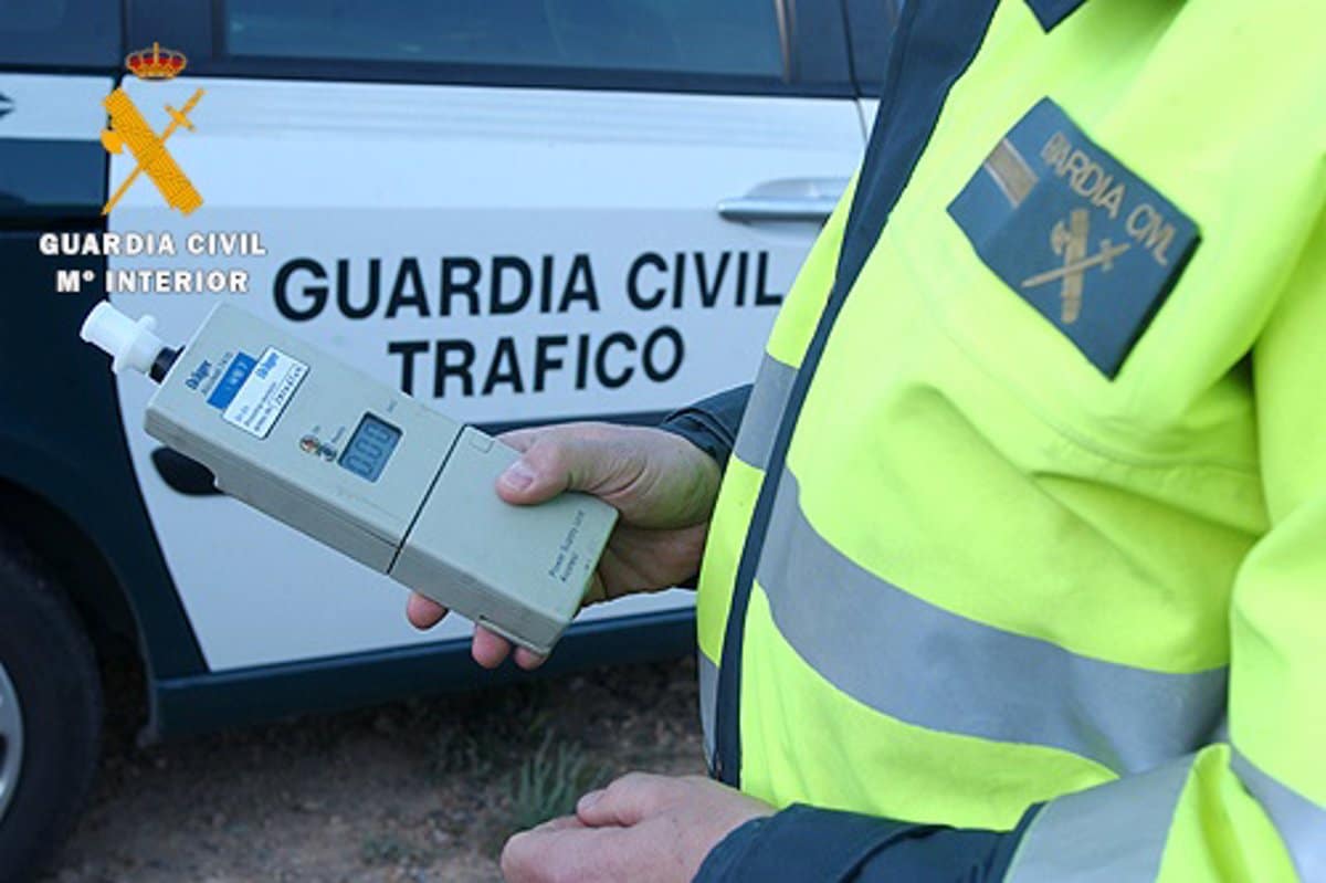 Ocho Accidentes de Tráfico en Castilla-La Mancha Dejan Once Personas Heridas