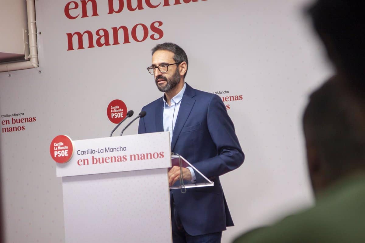 El PSOE demanda al PP que corte vínculos con exconcejales de Vox en Albacete debido al pacto antitransfuguismo.