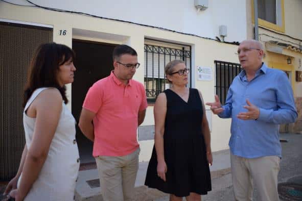 El gobierno de Castilla-La Mancha promueve 88 botiquines en localidades para combatir la despoblación.