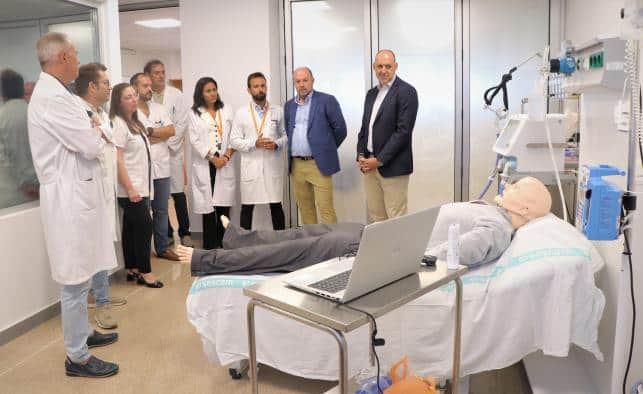 El Hospital General Universitario de Talavera de la Reina inaugura una unidad de simulación para la capacitación de profesionales del sector sanitario.