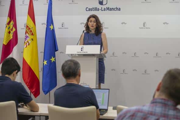 El paro en Castilla-La Mancha alcanza su nivel más bajo en 16 años y el empleo supera las 795.000 personas