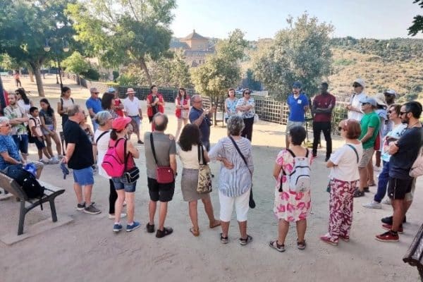 Increíble participación en los paseos nocturnos por el Casco Histórico de Toledo.