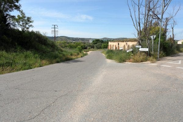 La Junta de Gobierno Local aprueba tres proyectos de reparación de vías deterioradas por la DANA, con un presupuesto de 715.000 euros.