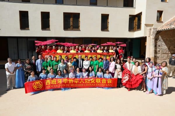 Ana Pérez destaca la importancia de fortalecer la conexión cultural con China.