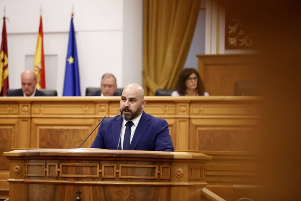 Barato afirma que Castilla-La Mancha cumplirá con el canon europeo del agua y subraya que será el «más bajo» del país, según el PSOE regional.