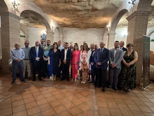 Castilla-La Mancha arranca la vendimia con optimismo debido a las reducidas existencias de uva.