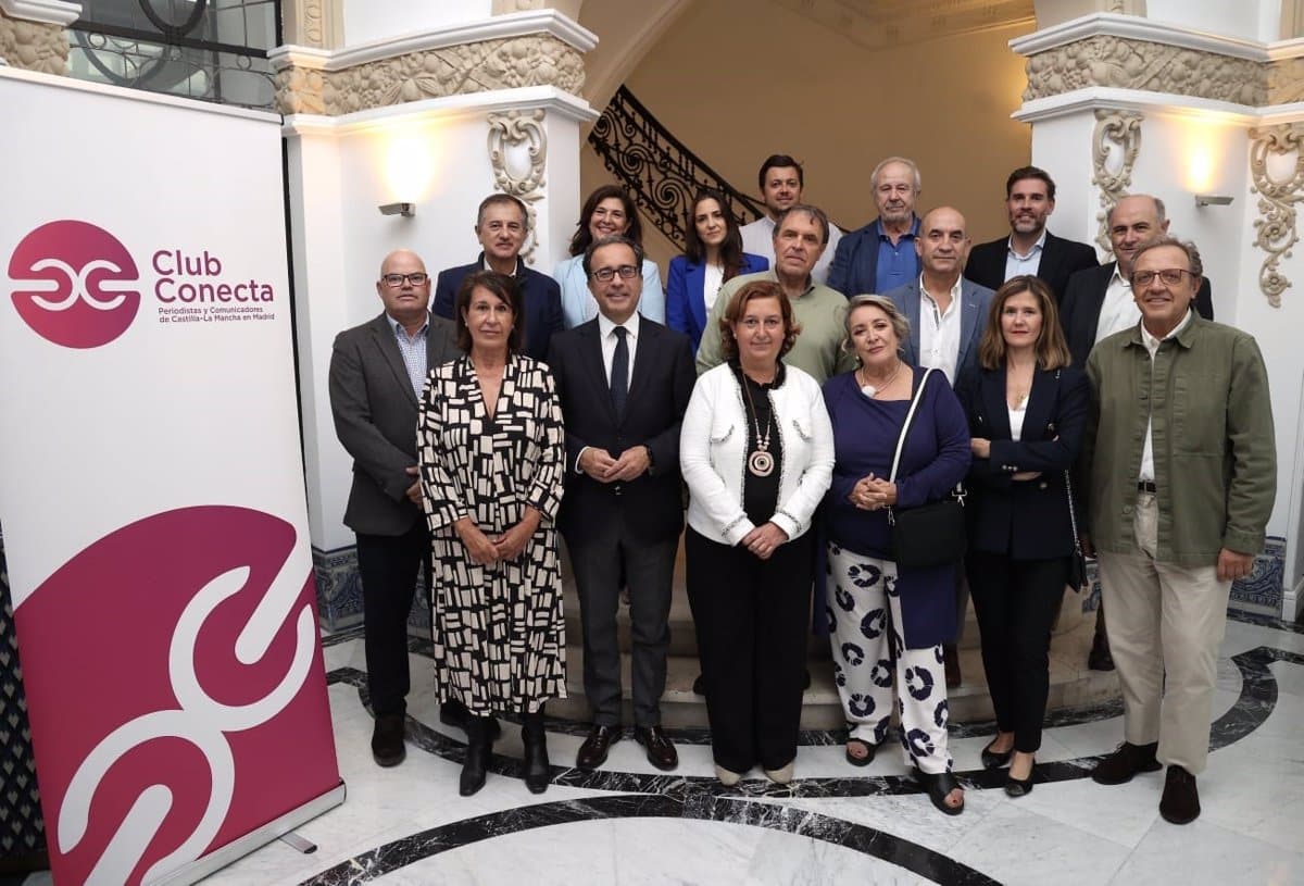 Cedillo preside reunión del Club Conecta para evaluar desafíos y oportunidades en la provincia de Toledo.