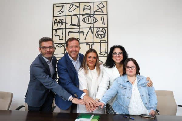 El alcalde aspira a transformar Toledo en una ciudad inclusiva que asegure derechos y oportunidades para todos.