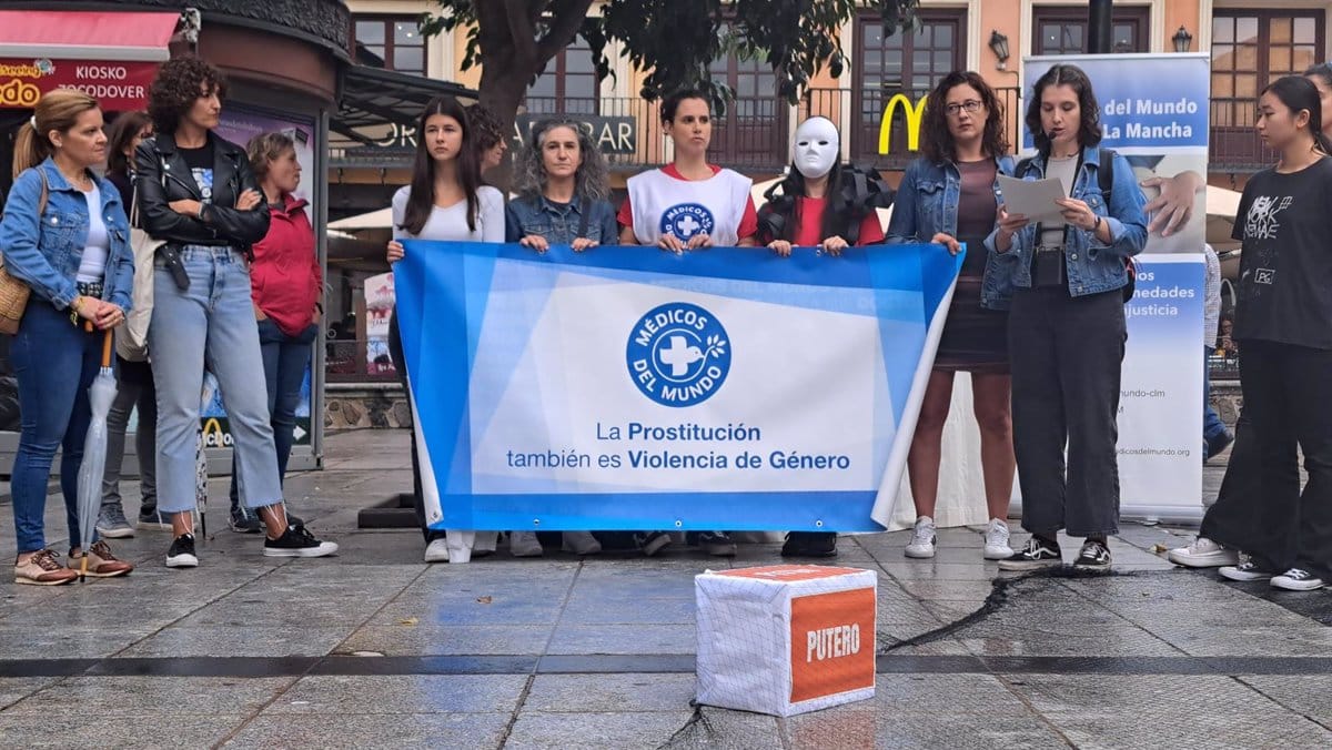 Toledo Se Mobiliza Contra La Trata: Una Performance Invita a la Ciudadanía a Combatir la Explotación de Mujeres y Niñas