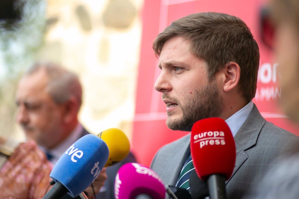 C-LM califica de «insulto» la solicitud para acelerar el AVE a Portugal por el Mundial: «La verdadera urgencia es la necesidad de la ciudadanía»