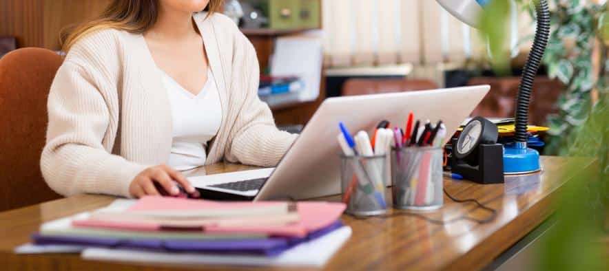 Castilla-La Mancha impulsa la gestión de la Escuela de Equipos Directivos con una innovadora plataforma digital