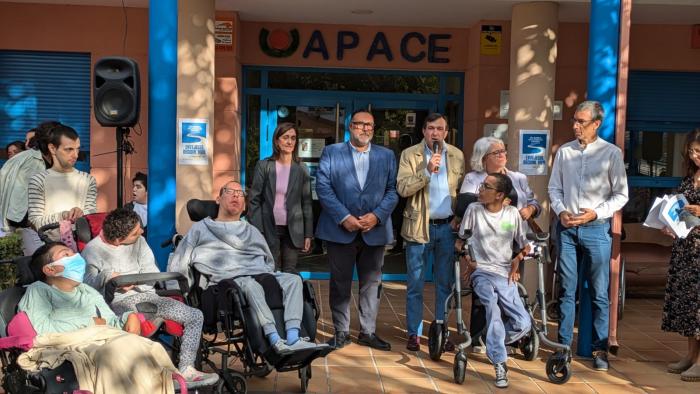 El gobierno regional participa en la conmemoración del Día Mundial de la Parálisis Cerebral junto a APACE Talavera.