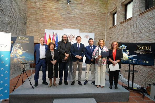 Inversiones Públicas Esenciales para el Éxito de Películas en Festivales y Premios