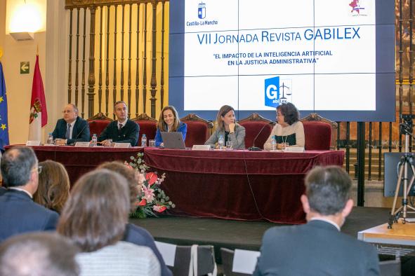 Regulación de la inteligencia artificial en Castilla-La Mancha: Normativa sobre simplificación administrativa.