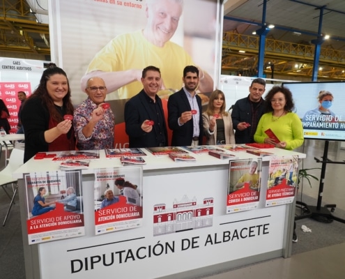 Santi Cabañero presenta el nuevo servicio de Apoyo a la Atención Domiciliaria a través del Consorcio Provincial de Servicios Sociales de la Diputación.