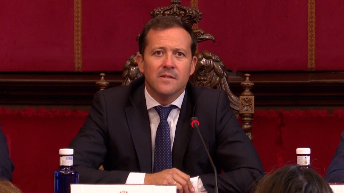 Velázquez espera que el informe ambiental de la Junta para la expansión del polígono industrial de Toledo se complete este año.