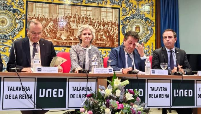 El Gobierno regional destaca el aumento de estudiantes en la UNED de Talavera, que alcanza los 1.300 en este curso.