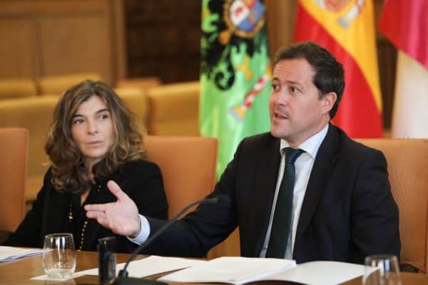 El alcalde expresa su gratitud a la Real Fundación por respaldar la candidatura de Toledo como Capital Europea de la Cultura.