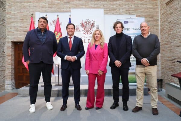 El estadio de fútbol Carlos III obtendrá la certificación FIFA y adoptará un nuevo material de césped en lugar de caucho.