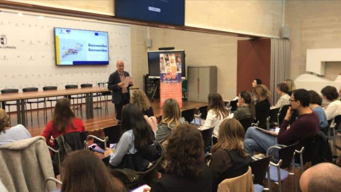 El gobierno regional impulsa la movilidad internacional en 30 institutos de Formación Profesional.