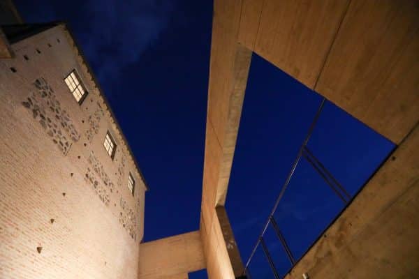 Toledo vive una noche mágica para descubrir su patrimonio contemporáneo.