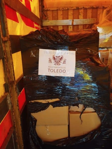 Velázquez asegura que al concluir la jornada se habrán despachado 110 toneladas de ayuda desde Toledo hacia la Comunidad Valenciana.