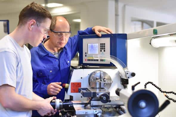 Castilla-La Mancha, líder en Formación Profesional DUAL.