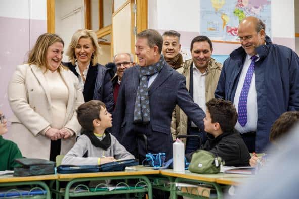 García-Page declara la inauguración de 83 escuelas infantiles en la Comunidad Autónoma para 2025.